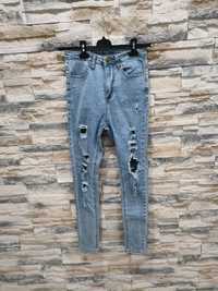Spodnie jeansy z rozdarciami SHEIN