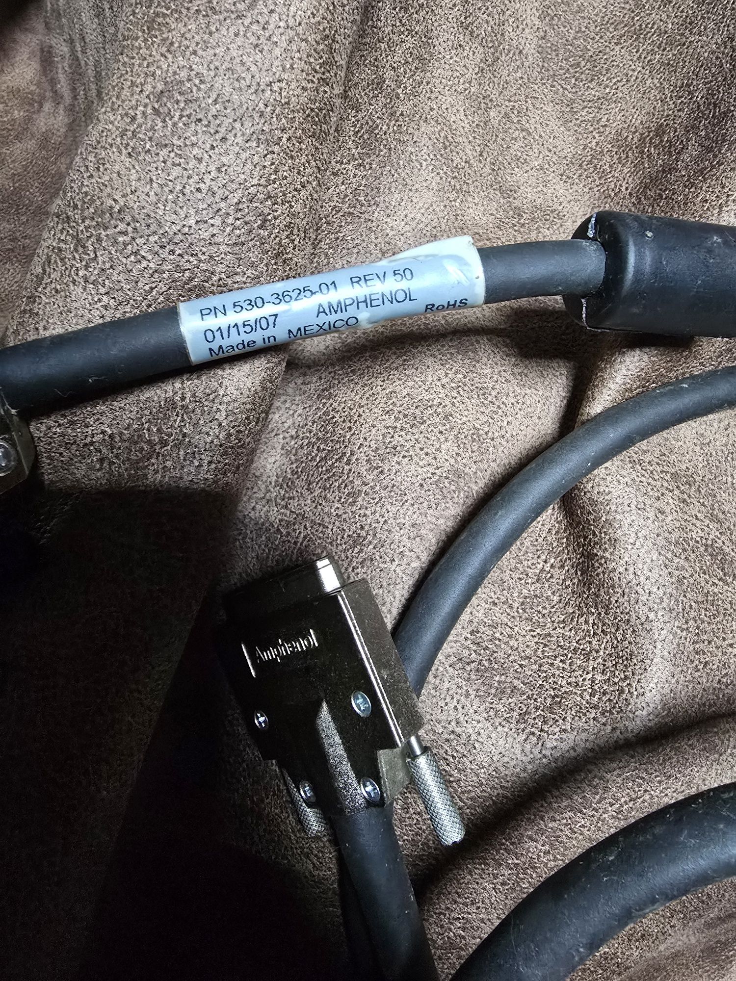 Кабель серверный Amphenol pn530-3625-01