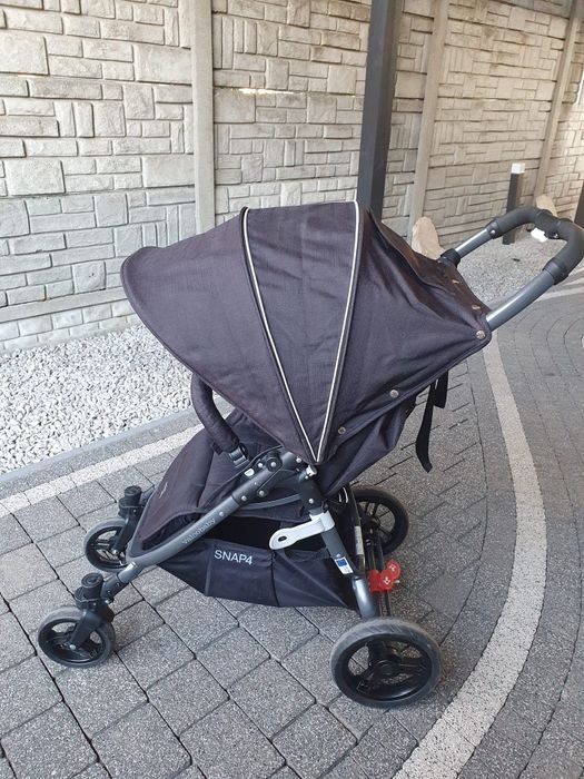 Wózek spacerowy Valco Snap 4 + gratis łóżeczko turystyczne Smiki