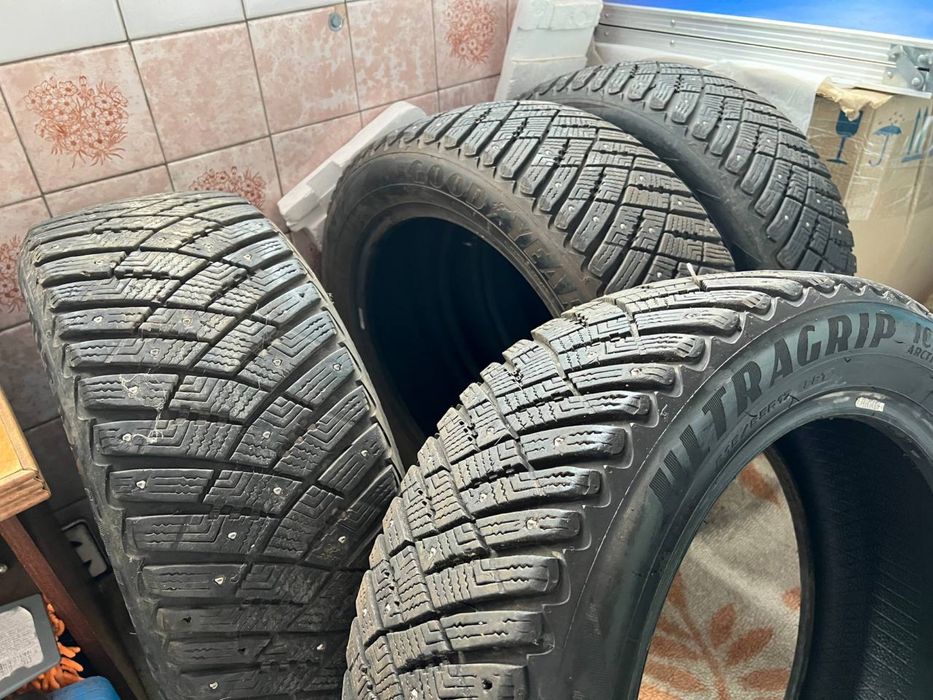 Шины Good Year зимняя резина R15 215/55 зимова гума