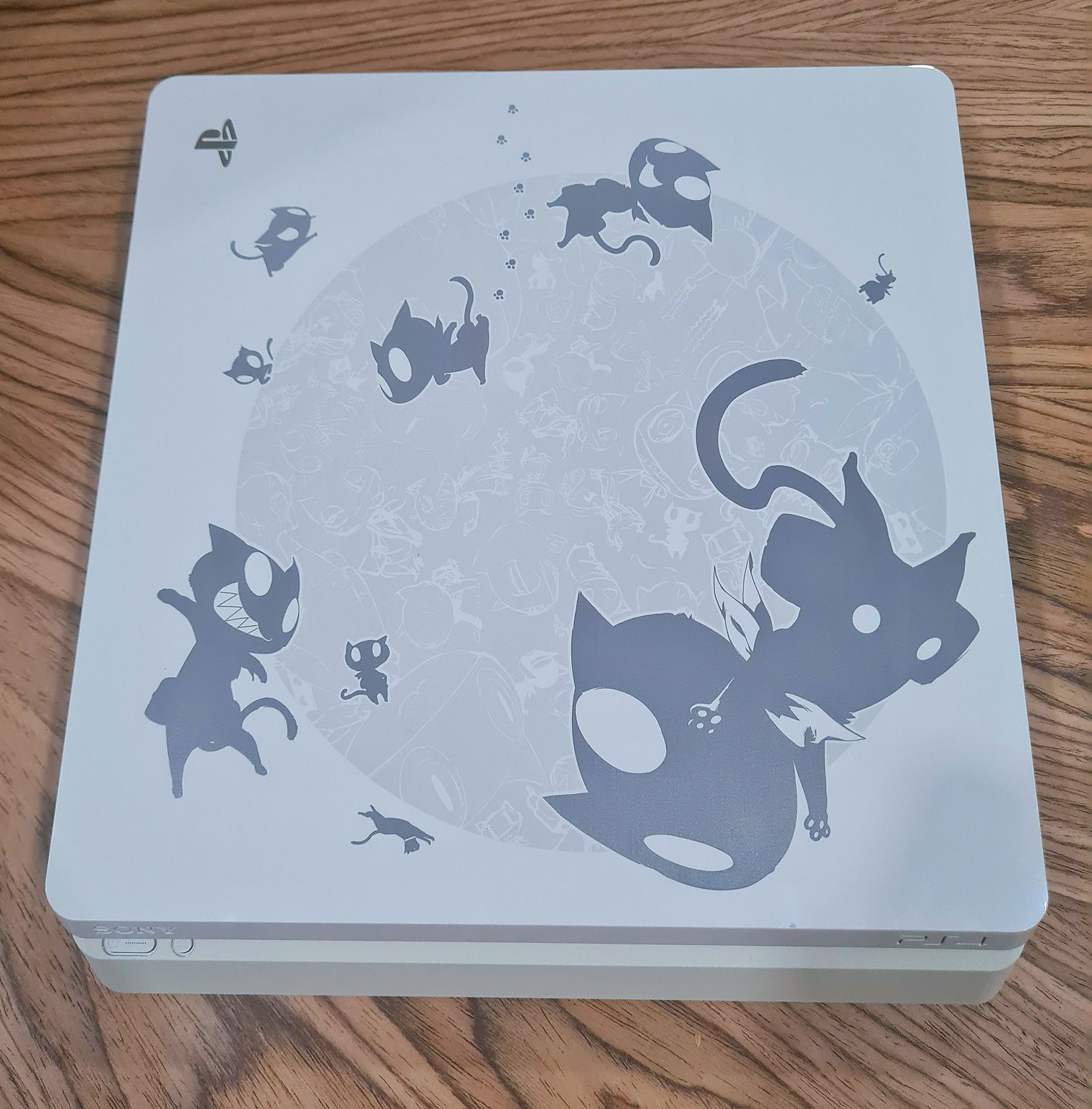 Playstation 4 Slim White Persona 5 Royal Edition