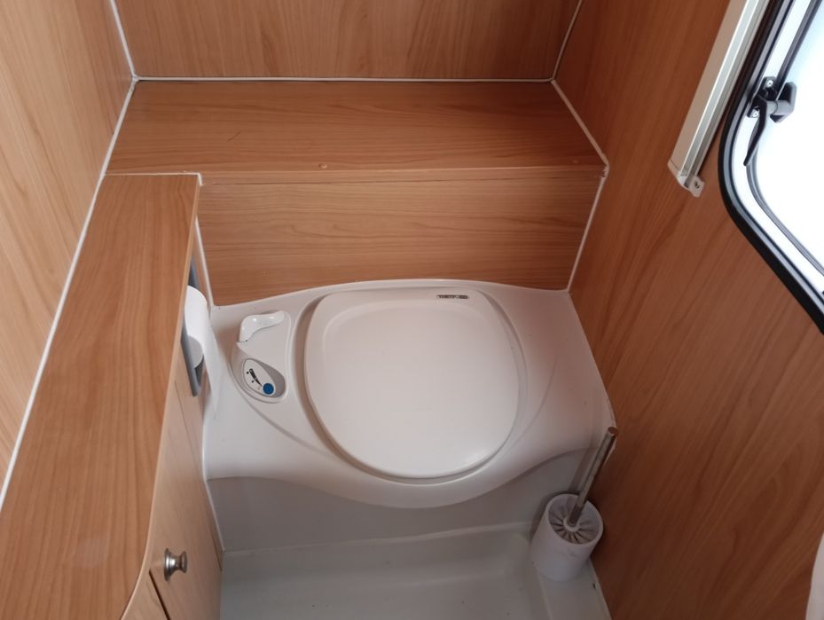 Przyczepa kempingowa BURSTNER Belcanto 460 TS 2008r  markiza foto!