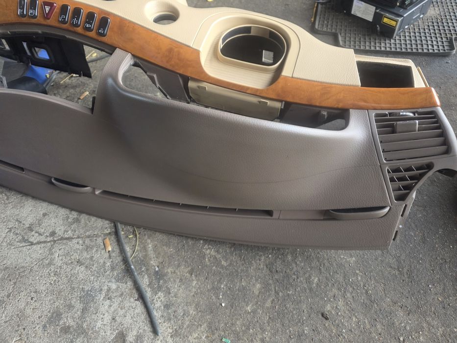 Deska Rozdzielcza Konsola Mercedes W220 Kremowa Beżowa