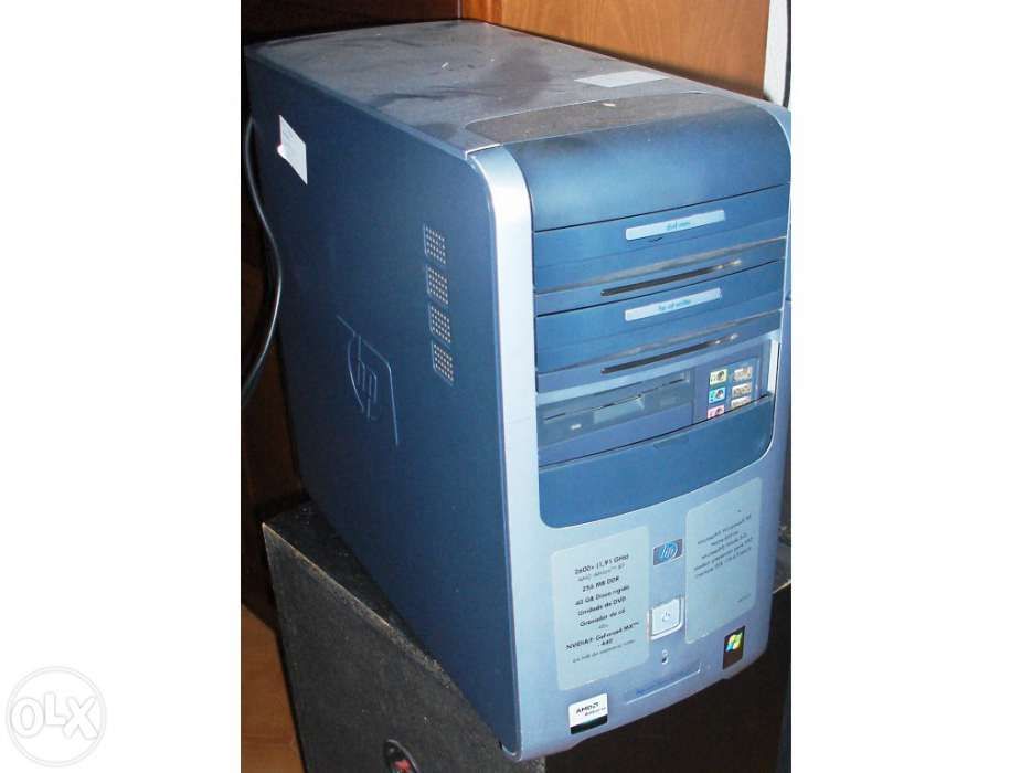 Computador HP 256 MG DDR  40 GB Disco rigido