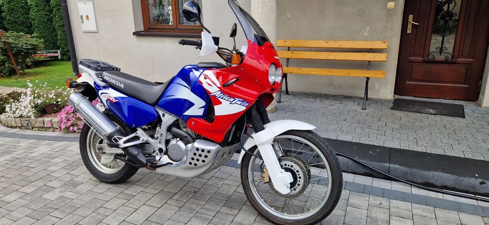Honda XRV Africa twin  Jeden właściciel  Niemcy  bezwypadkowy