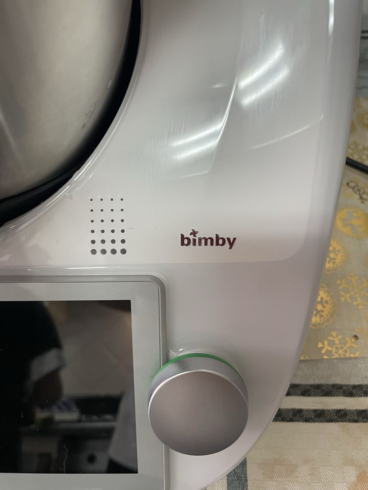 BIMBY TM6 - Como Nova + Acessórios e Bolsa Exclusiva de Transporte