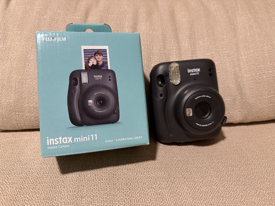 Instax Mini 11 Charcoal Gray