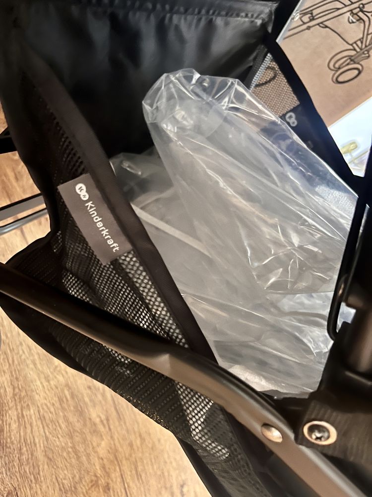 Wózek spacerowy Britax Römer b-agile + parasolka Kinderkraft