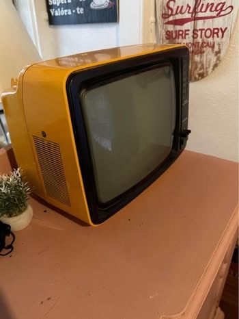 Vendo TV Grunding (uso decorativo)