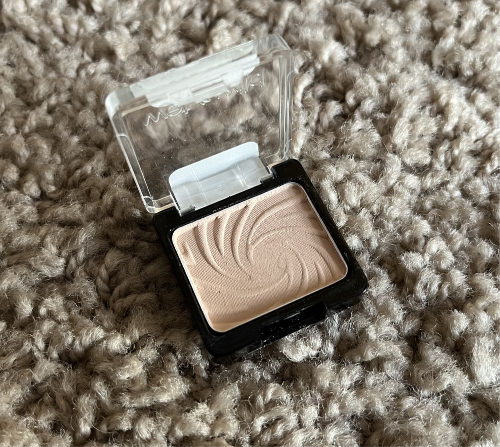 Wet n Wild Creme Brulee cień do powiek cienie wet n’wild