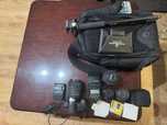 Aparat Sony A33, obiektywy Sigma 28-70, 24, Tamron 90, Lampa Min. itd.