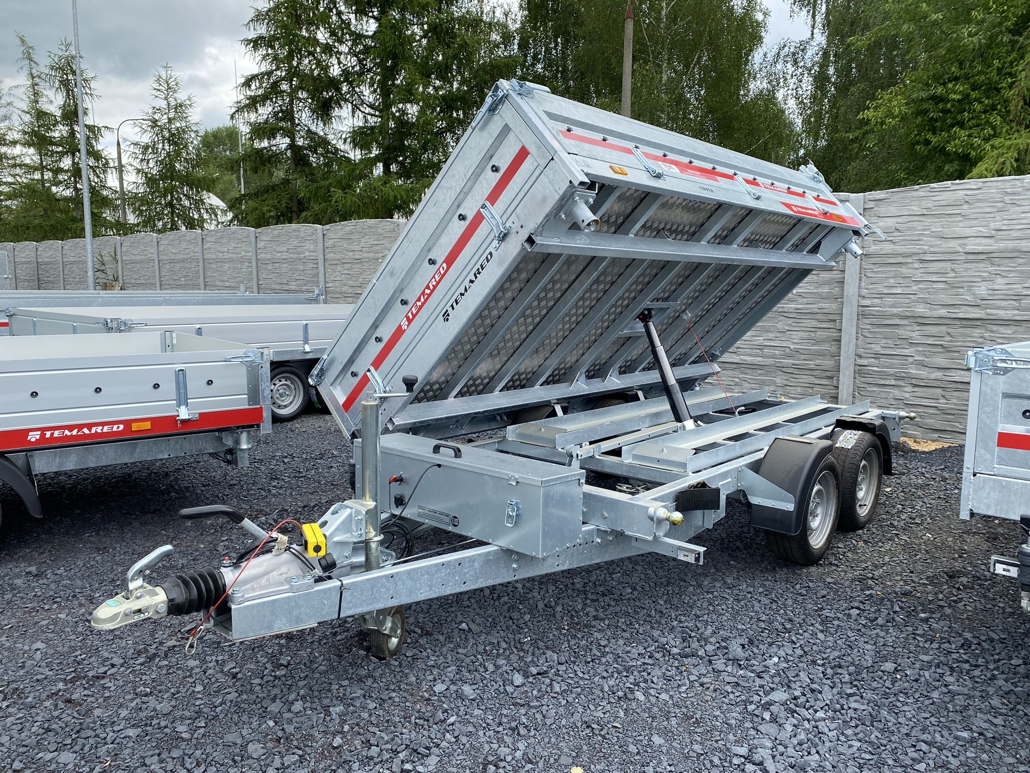Przyczepa wywrotka TIPPER 3217/2 C S 3,5T stal
