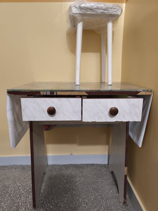 Sprzedam stół kuchenny