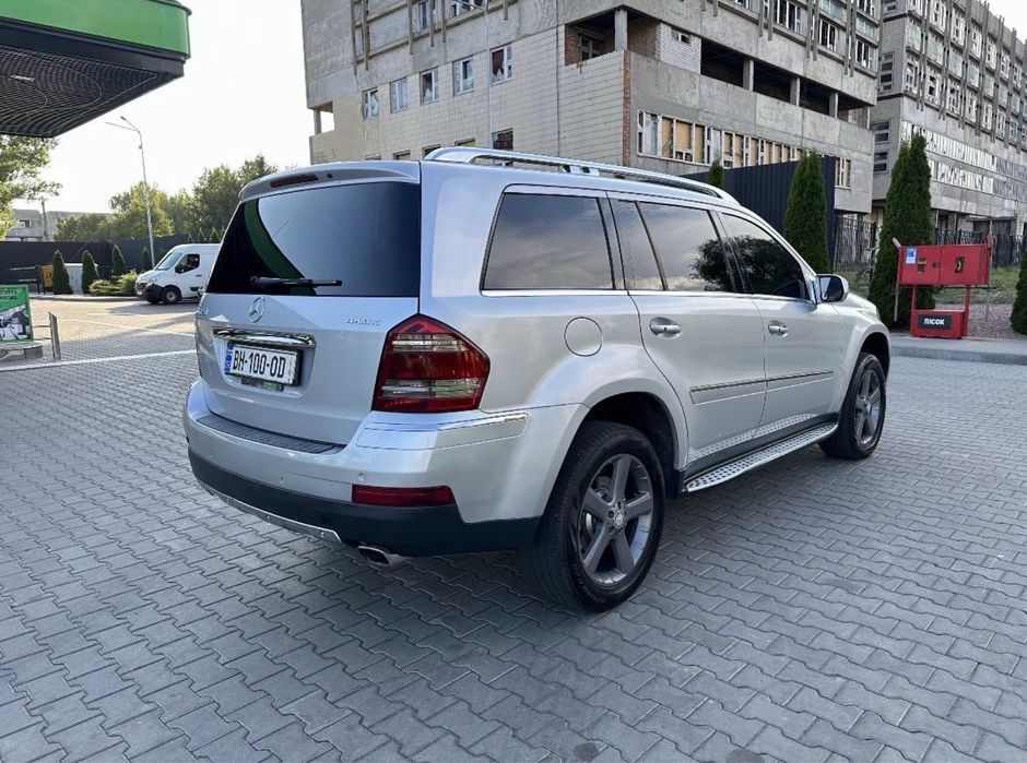 Mercedes x164 320 2010