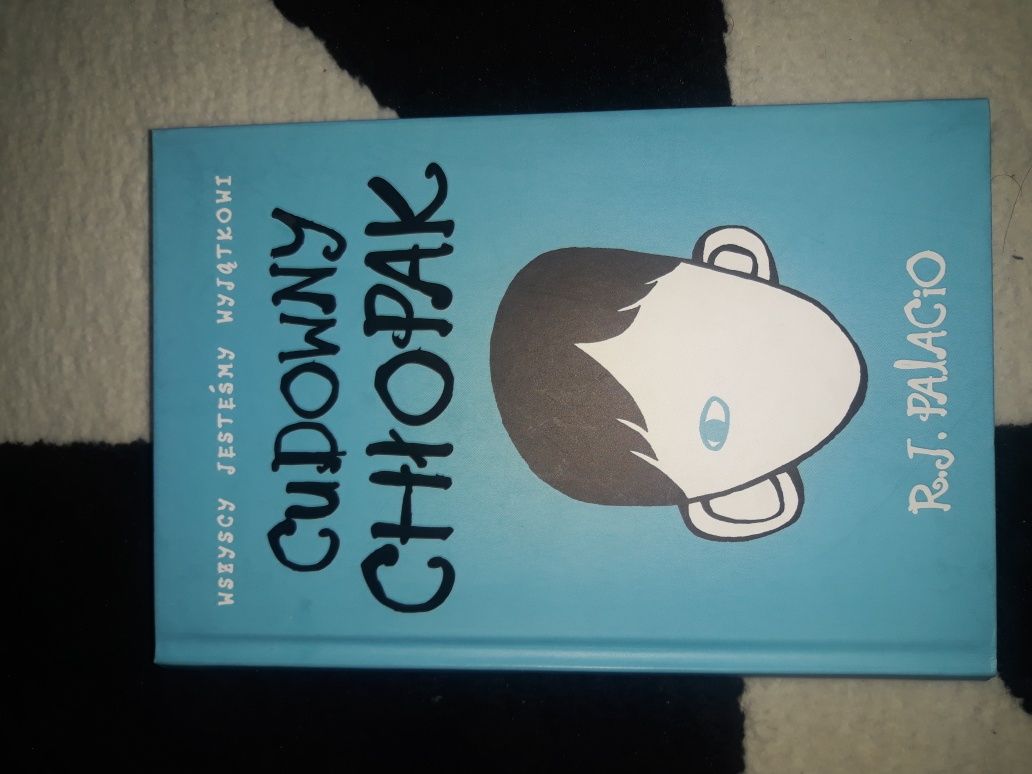 ,,Cudowny chłopak" R.J. Palacio