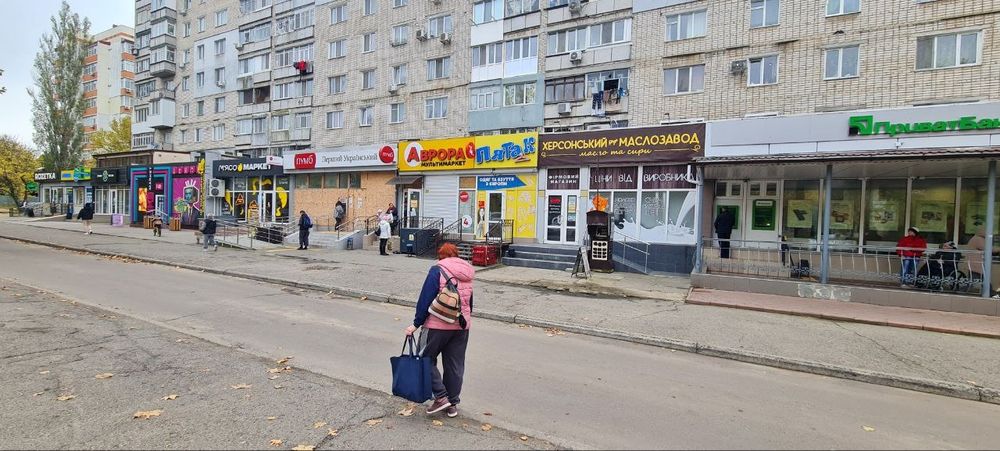 Аренда фасадного помещения пр.Корабелов 67м 1000грн