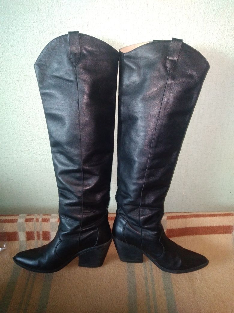 Челси  Bottega Veneta,