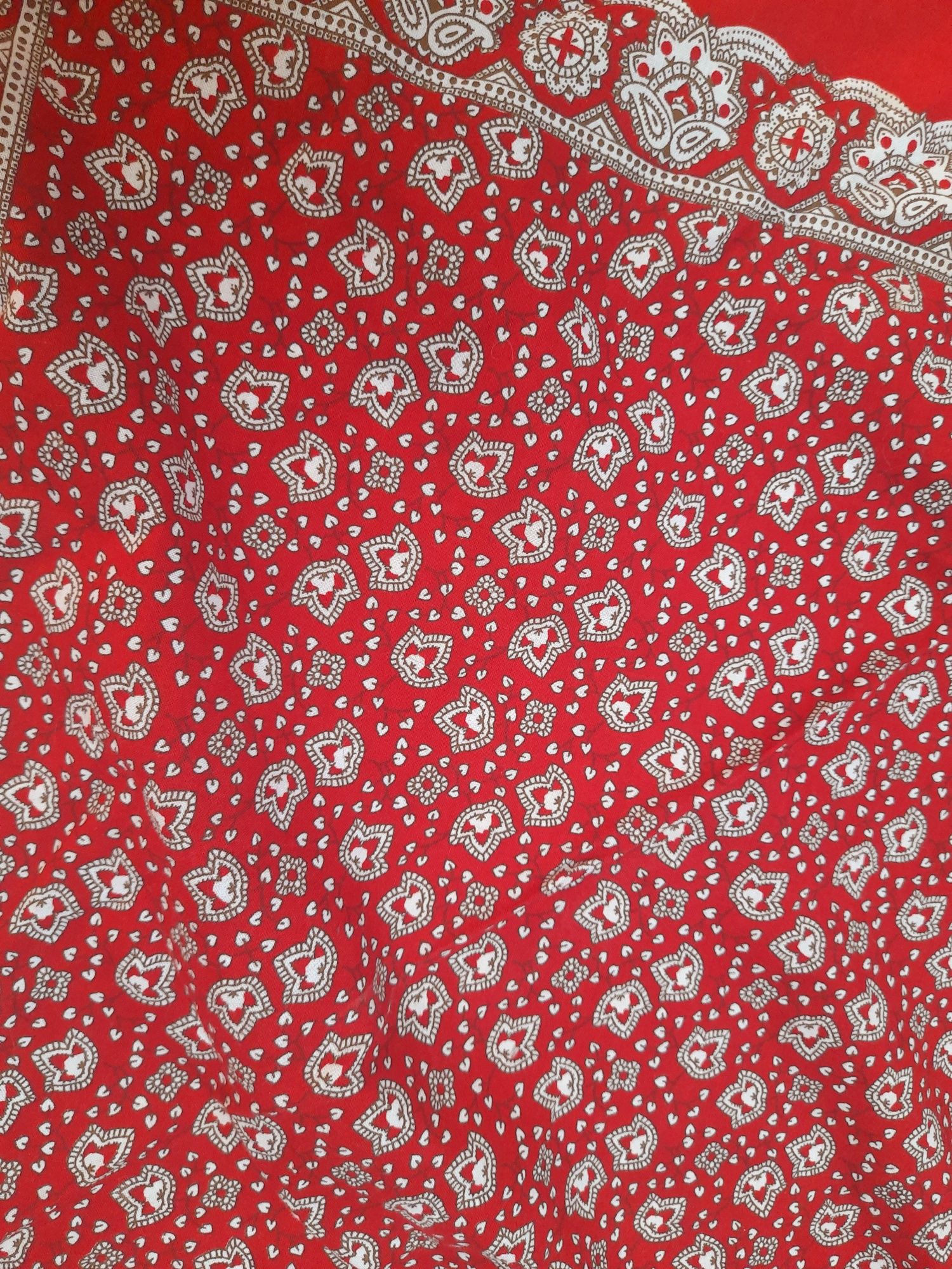 Nowa chustka bandana czerwona 50x50 cm