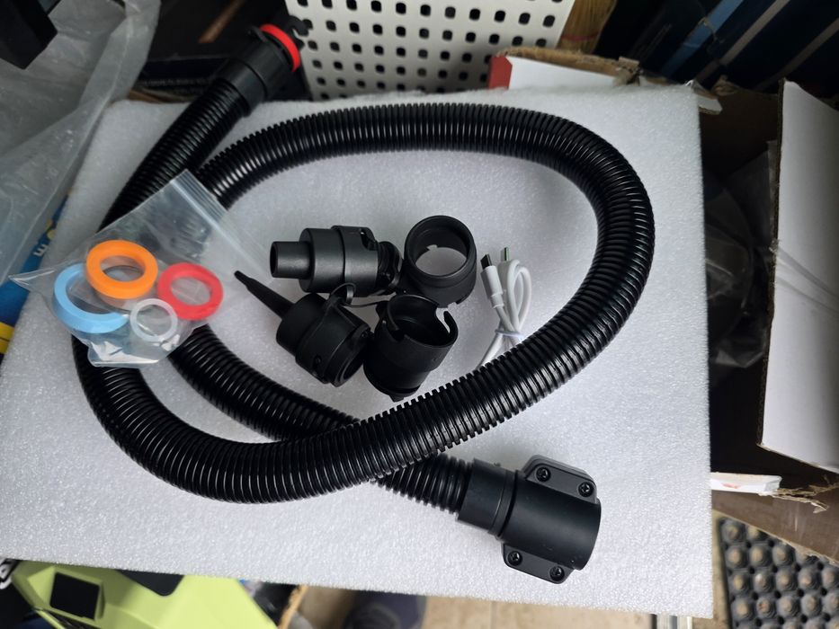 Компрессор для лодок , матраців, сапбордів