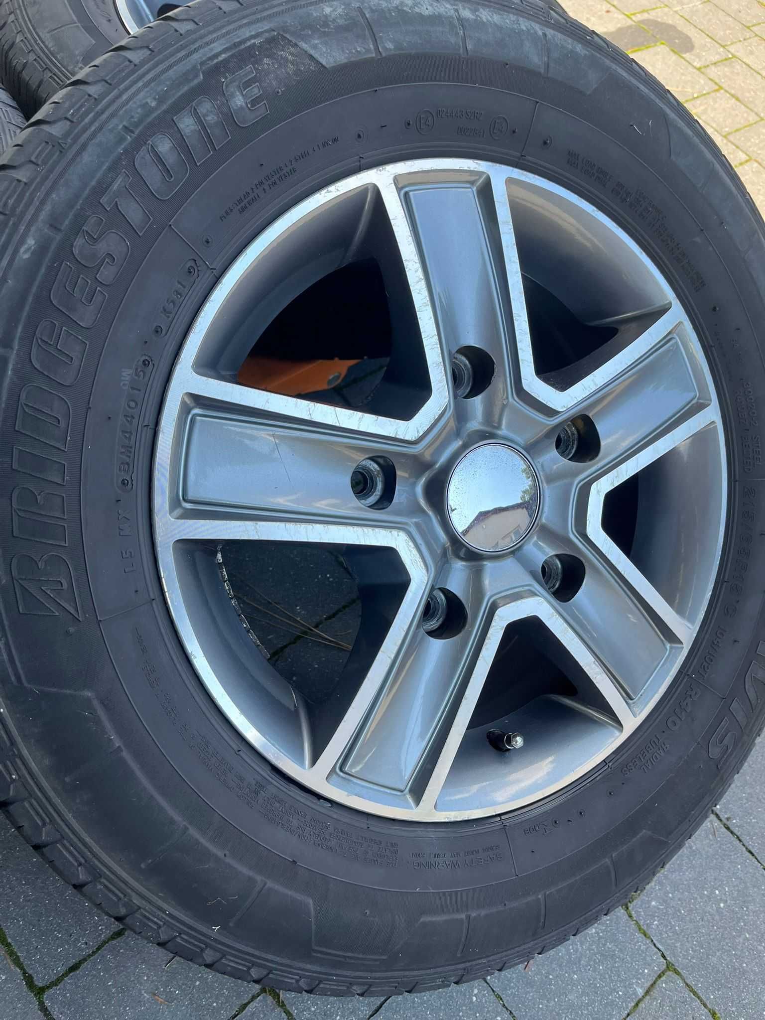 Opony + felgi Bridgestone 215/65 R15