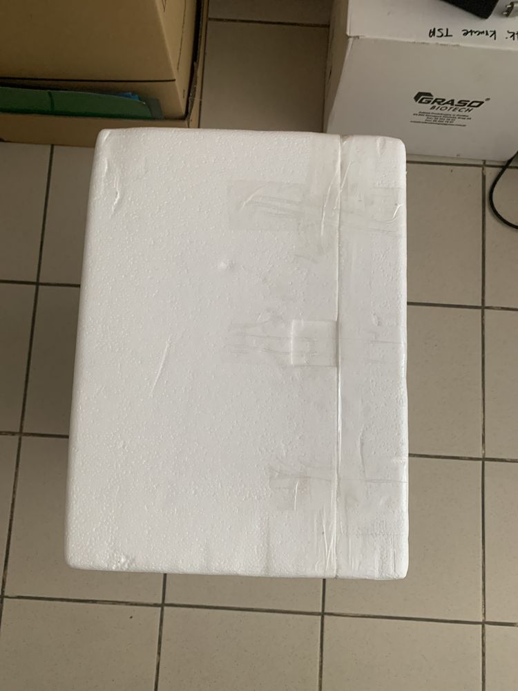 Styrobox duże Pudełko styropianowe 30 l wkłady chlodzace