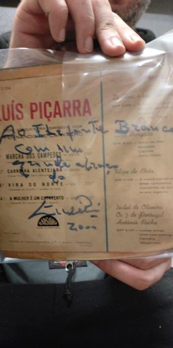 Disco Marcha dos Campeões autografado pelo Pantera Negra Eusébio