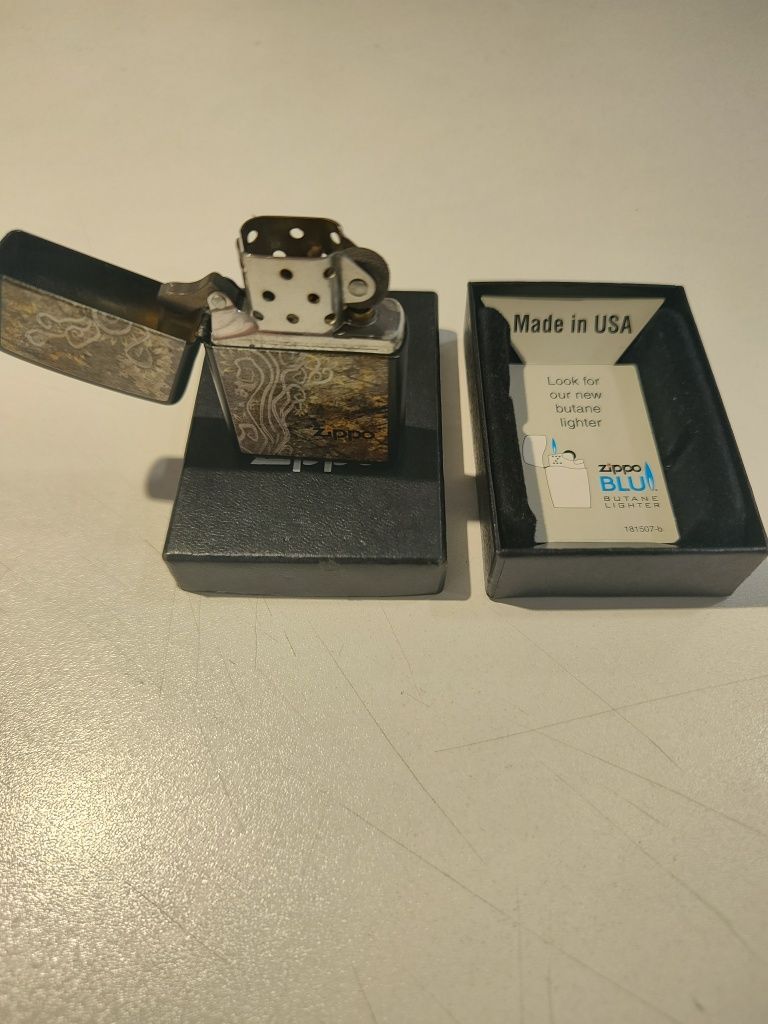 Запальничка Zippo 24808 FLAVOR OF THE SUN чорна 24808