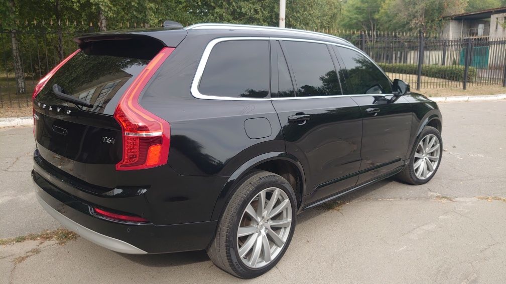 Volvo xc90. 2022р.