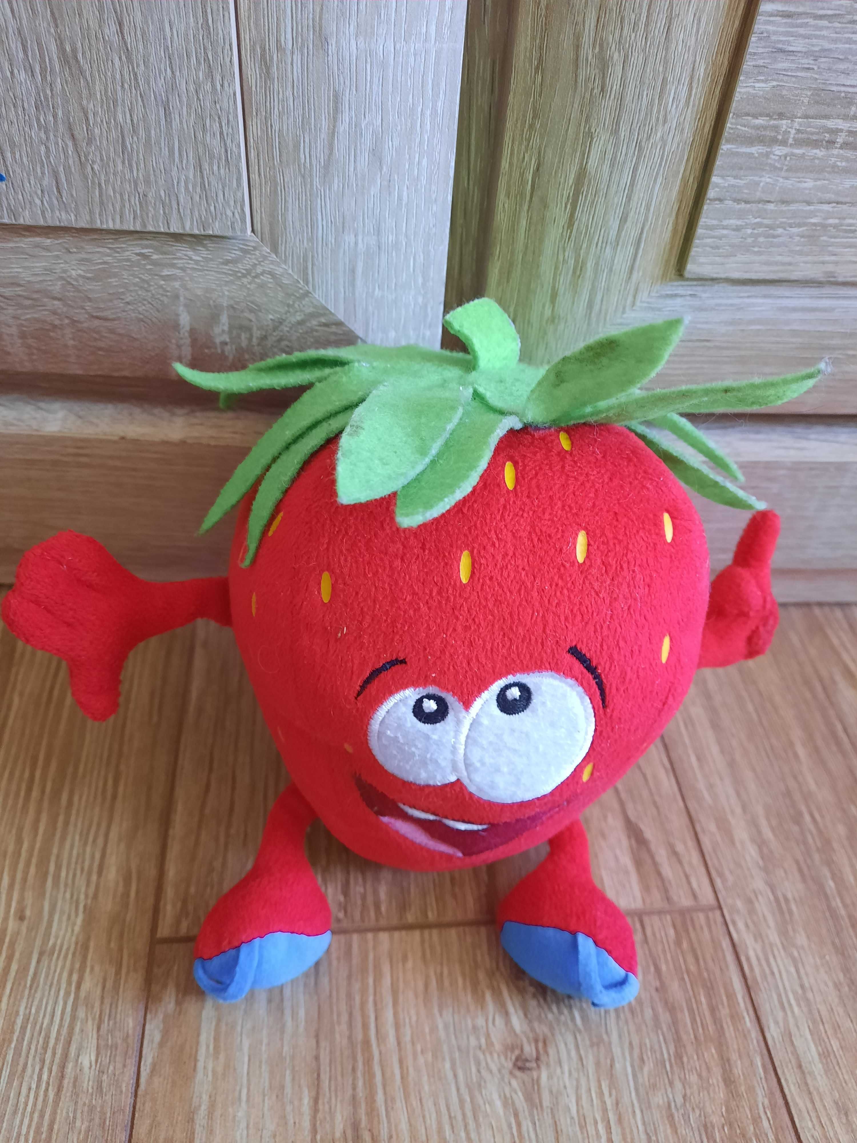 Maskotka truskawka sowa niebieska kulka