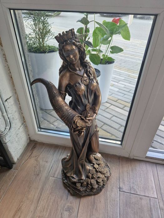 Статуетка "Фортуна" від  італійського бренду Veronese 73 см.