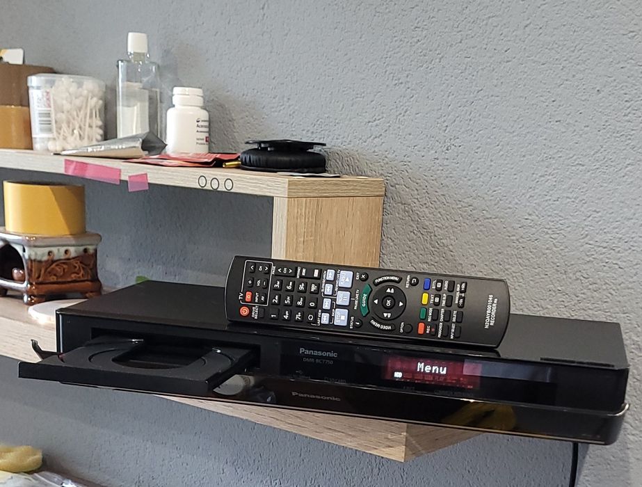 Panasonic Blu-rej/ Recorder DMR-BCT 750