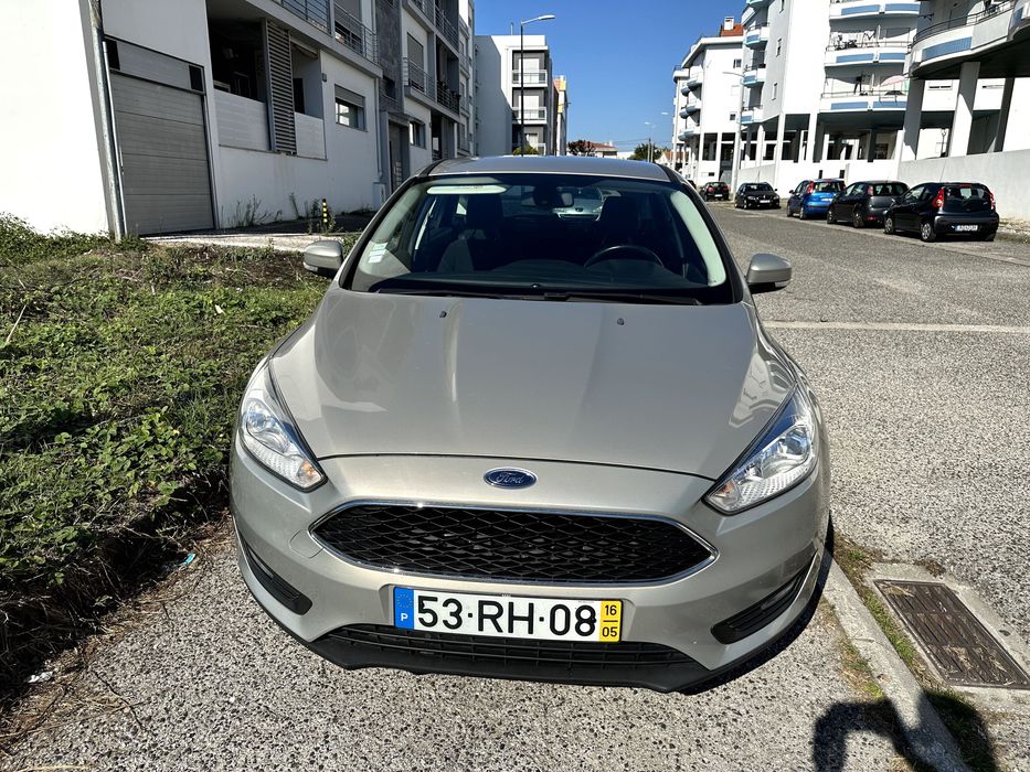 Ford Focus Diesel 2016 em óptimo estado