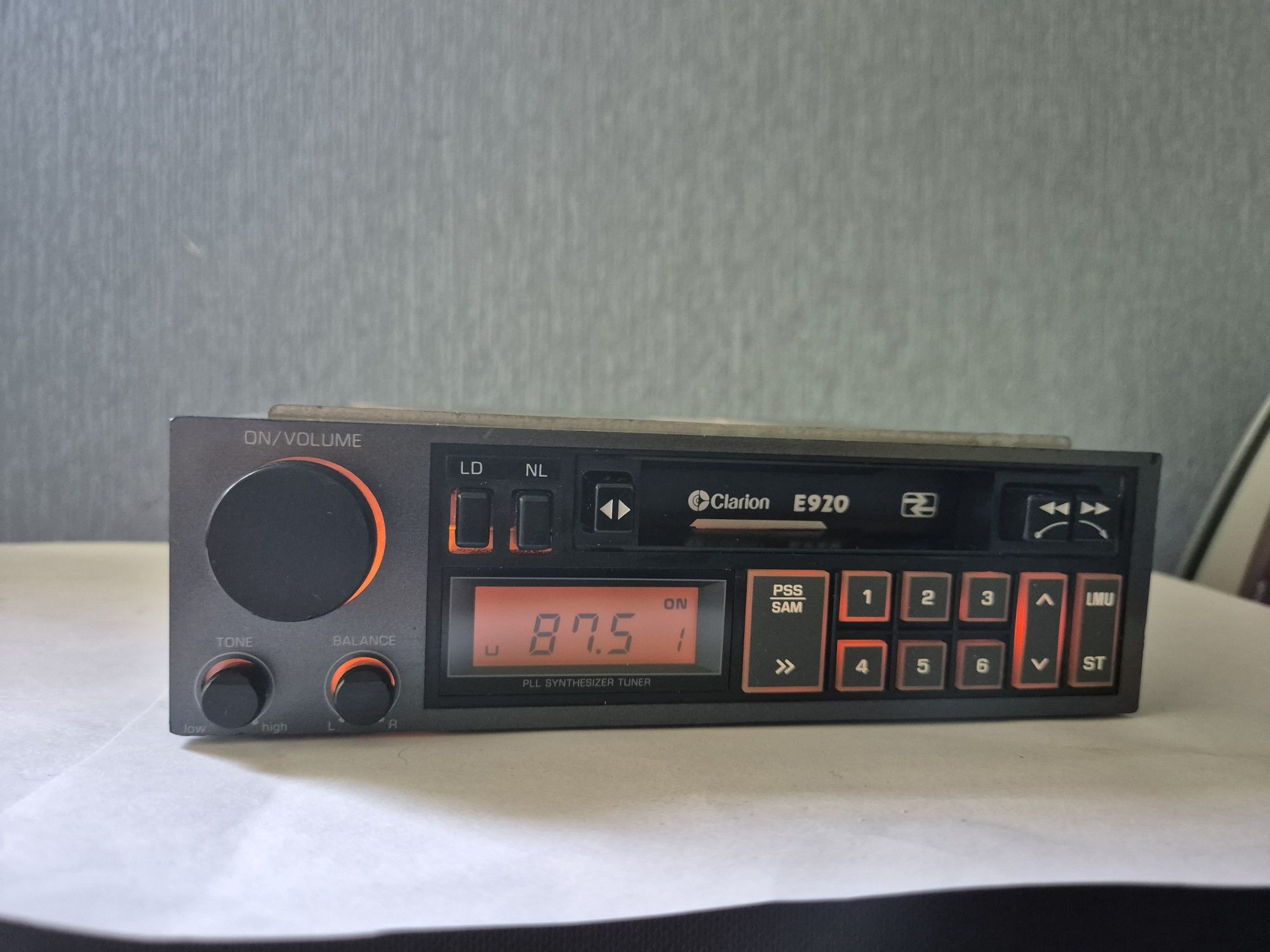 Unikatowe Radio Clarion E920 made in japan