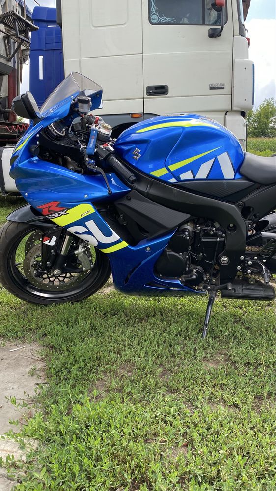 Продам suzuki gsx-r 600 2017 рік