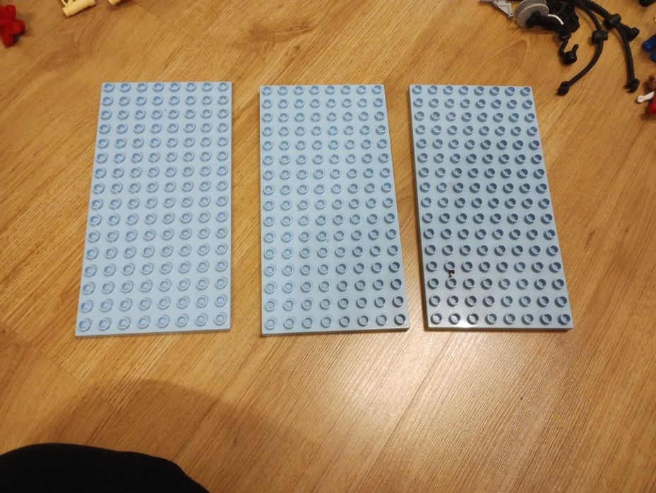 Pojazdy, klocki, zwierzęta, płytki Lego Duplo