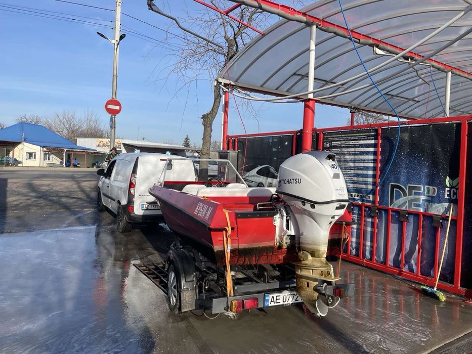 Моторний човен Крим tohatsu