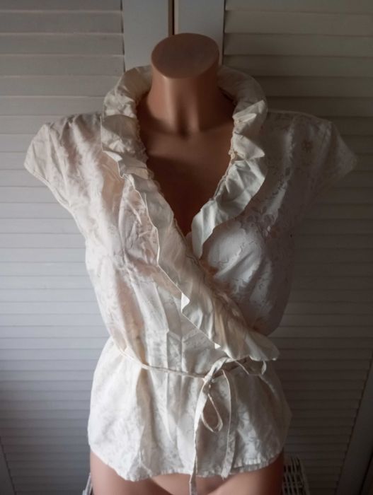 Conjunto de saia e blusa (novo com etiquetas)
