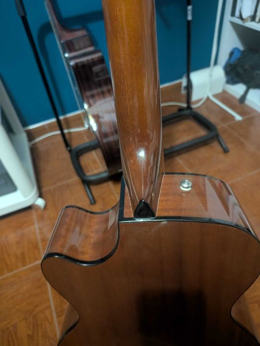 Baixo Eletroacústico Fender CB-60SCE  como novo
