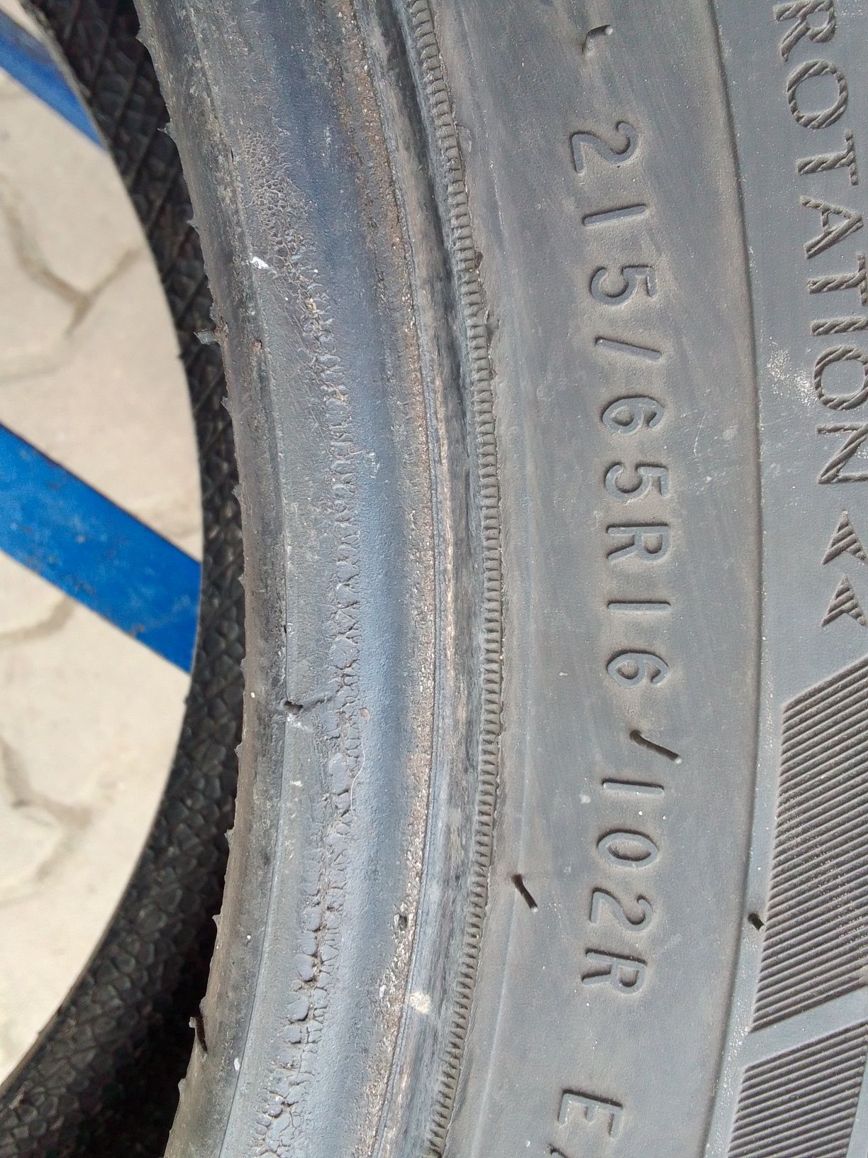 Opona zimowa 215/65r16 TRIANGLE 2018r