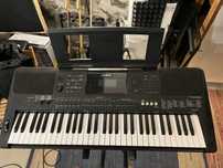 Teclado Yamaha PSR 453