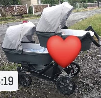 Продам коляску для двійні в хорошому стані.