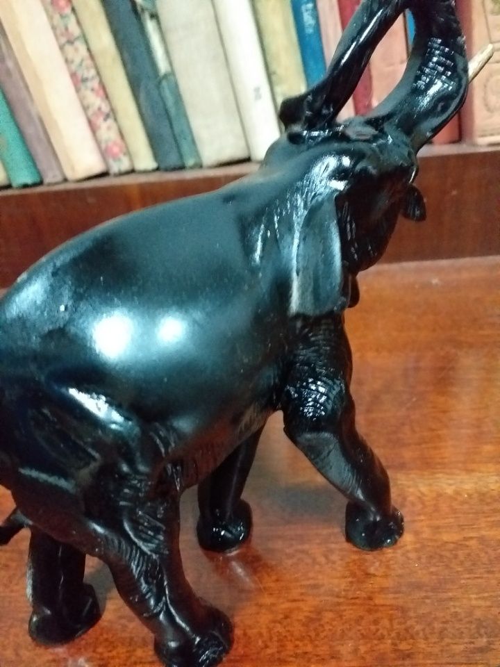 Stary czarny słoń, wysokość 18 cm