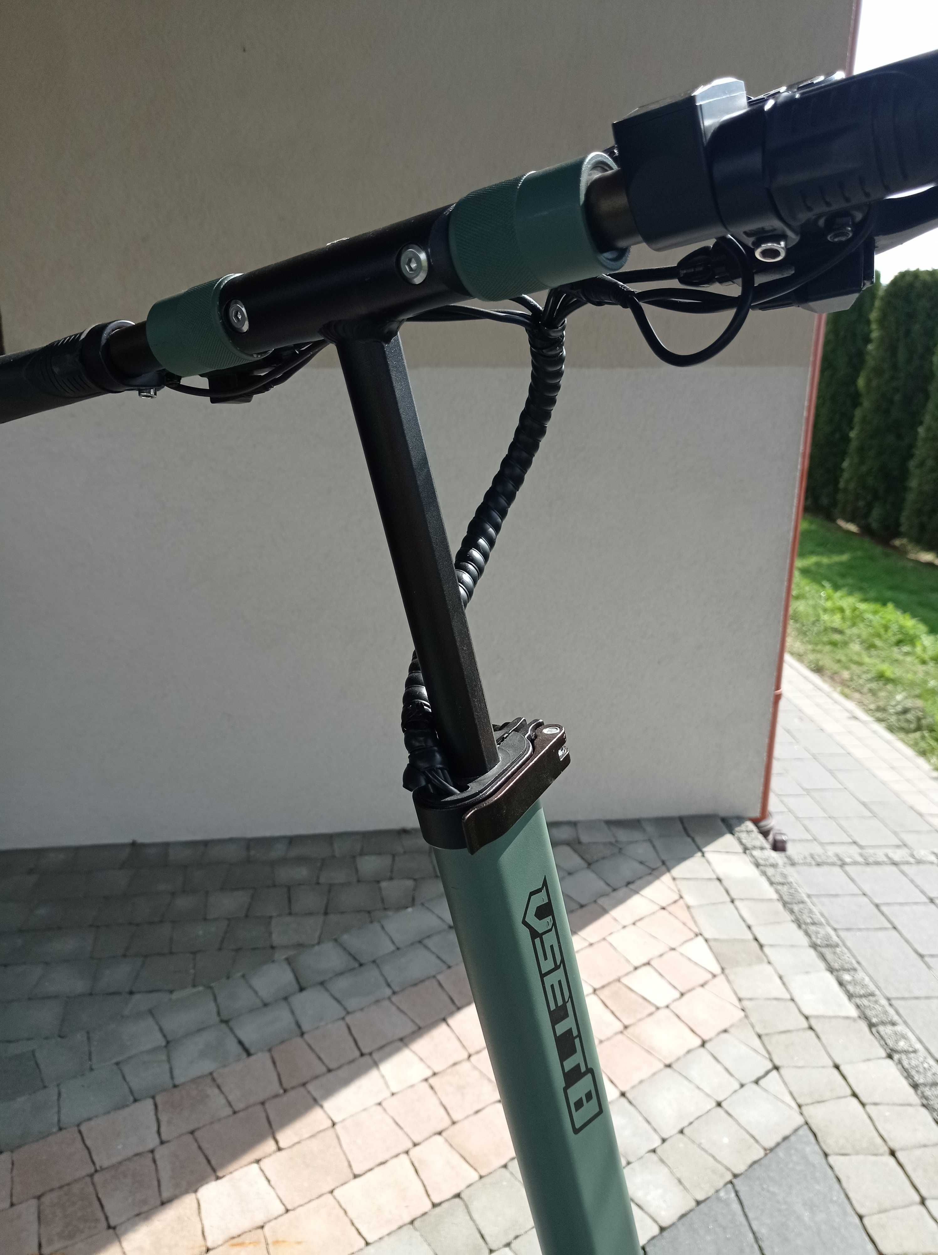 Hulajnoga elektryczna Vsett 8 stan bardzo dobry!