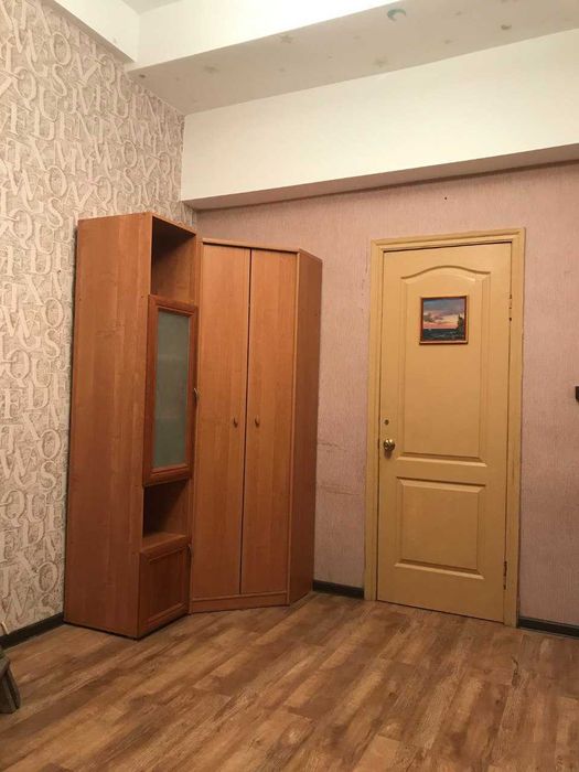 Продам 2 квартиру Центр Нежинская
