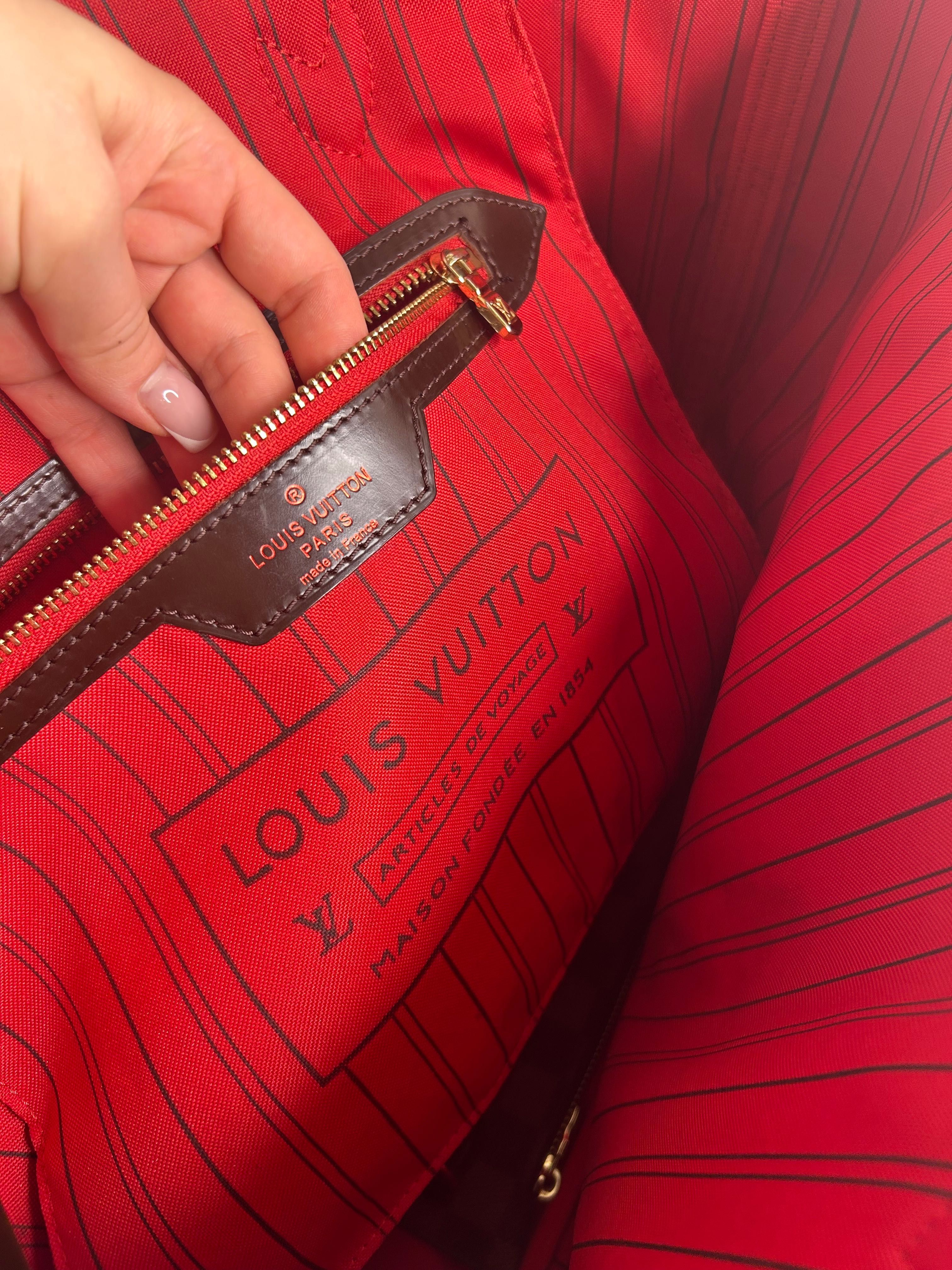 Сумочка Louis Vuitton, оригінальна