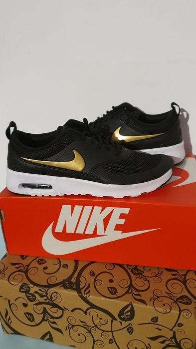 Sneakersy damskie czarne Nike Air Max Thea rozmiar 36.5  wkładka 23 cm