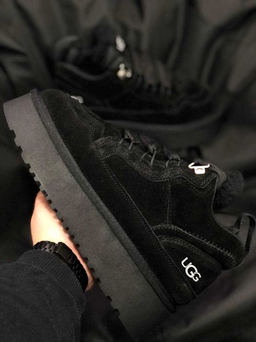 Женские зимние кроссовки на меху черные высокие кросовки UGG lowmel