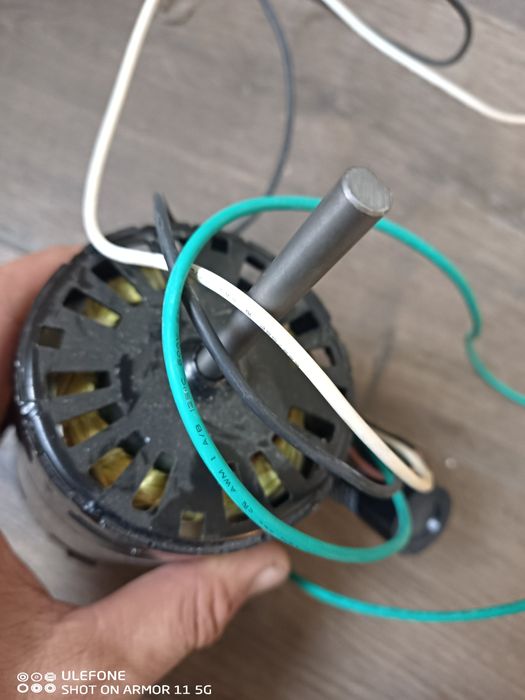 Refrigeration Components
MOTOR BROAD-OCEAN Y4S403D02G