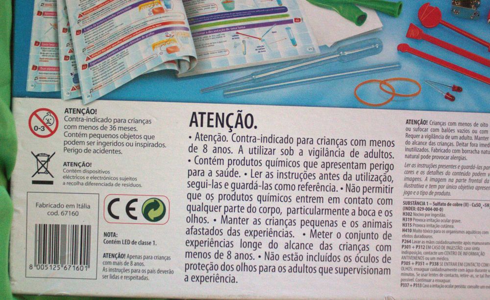 Grande Laboratório de Química Clementoni - 180 Experiências