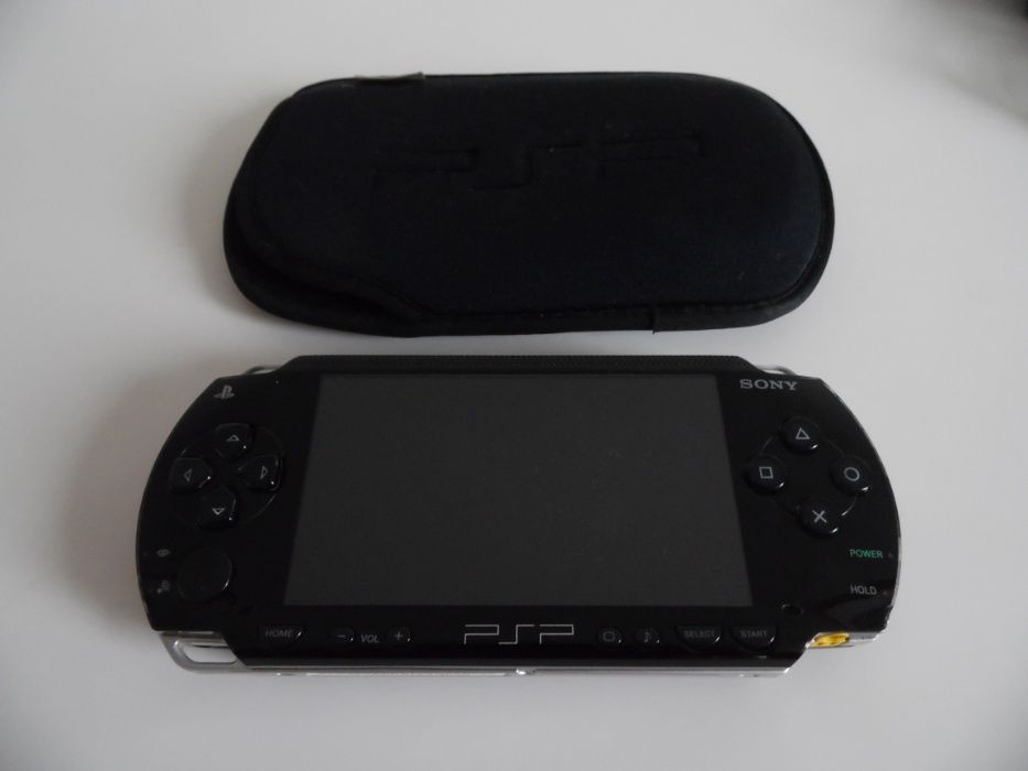 Conjunto PlayStation Portable (Inclui 5 jogos)